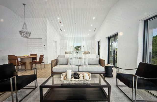 14322 Draft Horse Lane Gallery 1