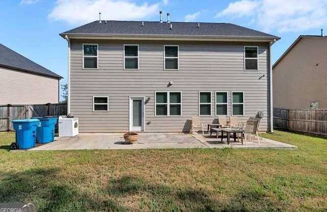 3152 Hawthorn Farm Boulevard Gallery 3