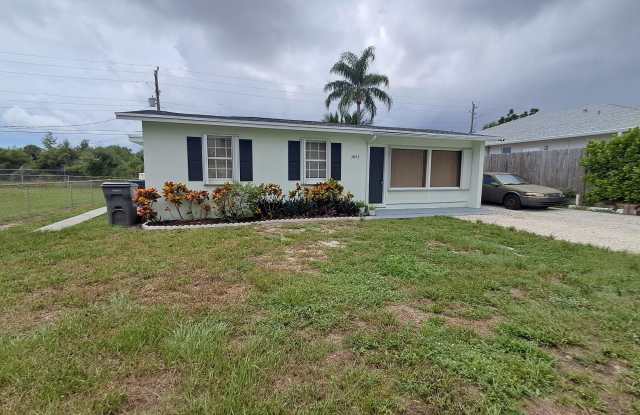 3643 Betty Ann Court W Gallery 4