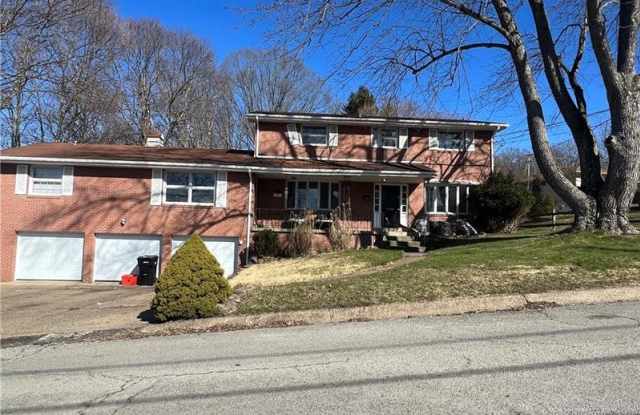 1906 Grant Street - 1906 Grant Street, Aliquippa, PA 15001