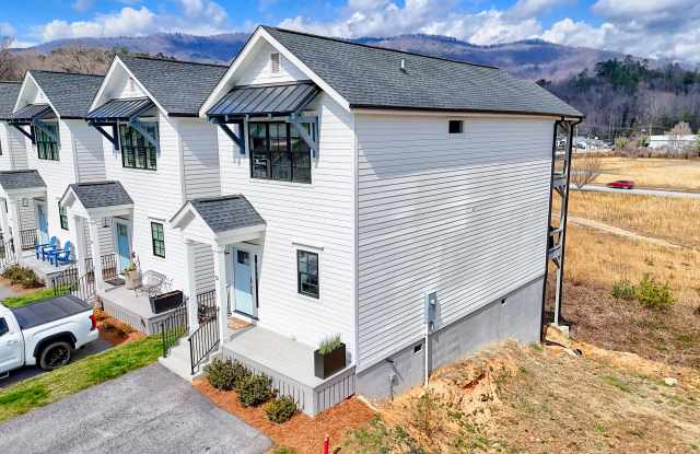 51 Cottonwood St photos photos