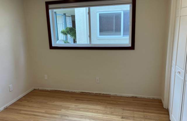 1423 Walnut Street Gallery 4