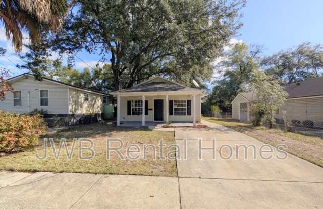 1443 Louisiana St photos photos