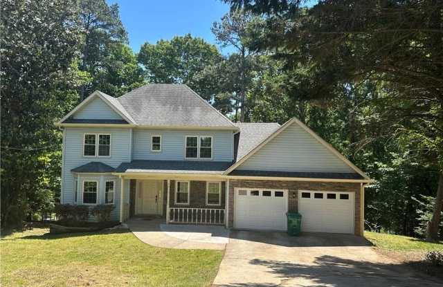 3305 Maple Ridge Court Gallery 1