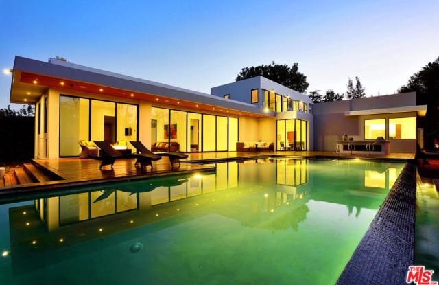 5652 CALVIN Avenue - 5652 Calvin Avenue, Los Angeles, CA 91356