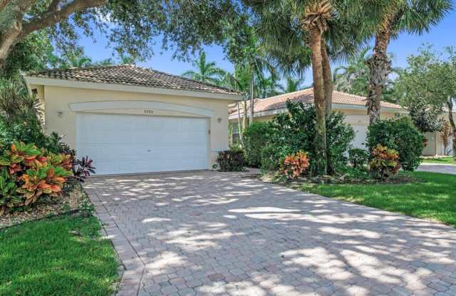 9795 Crescent View Drive S photos photos