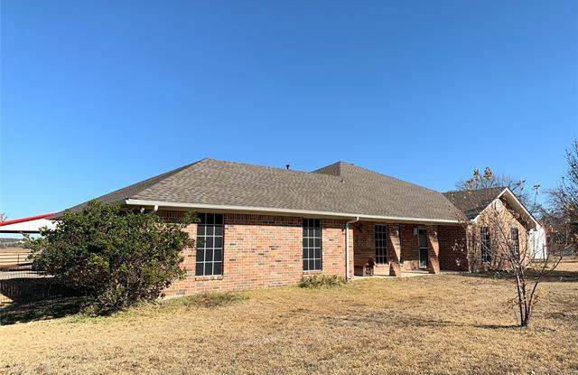 2624 SW Hulen Street - 2624 SW Hulen St, Burleson, TX 76028