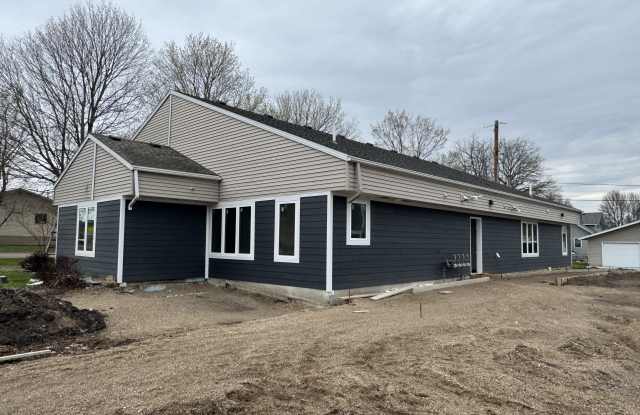 520 6th St photos photos
