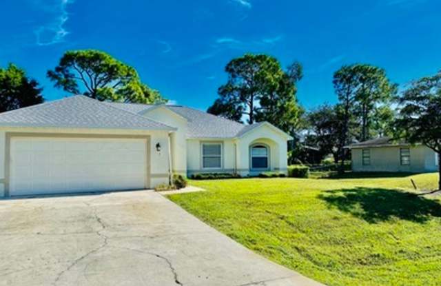 Single Family home located in the desirable neighborhood of San Carlos Park photos photos Single Family home located in the desirable neighborhood of San Carlos Park photos photos