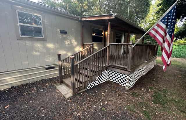 Country Living Gallery 1