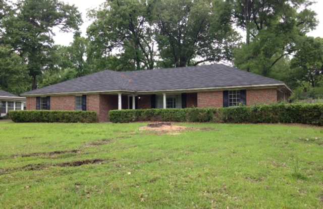 Spacious 3 bed 2 bath home in Town and Country Subdivision photos photos