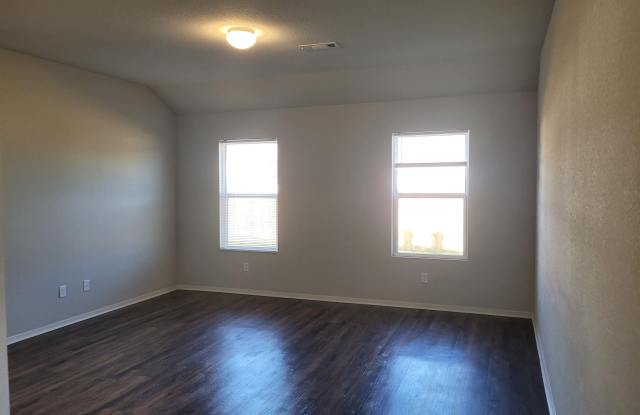 112 Harvest Drive Gallery 3