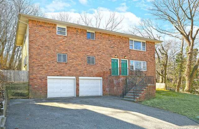 8 Harbor Hill Road Gallery 3