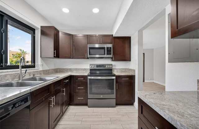 1451 NW 92nd Ave th 191 PEMBROKE PINES, FL 33024 photos photos