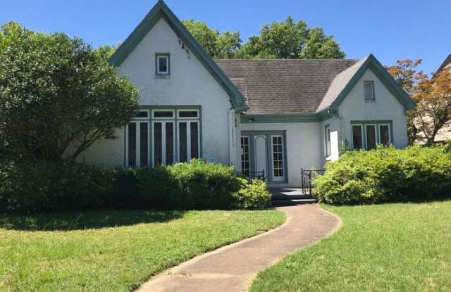 314 Mockingbird Lane - 314 Mockingbird Ln, Tyler, TX 75701