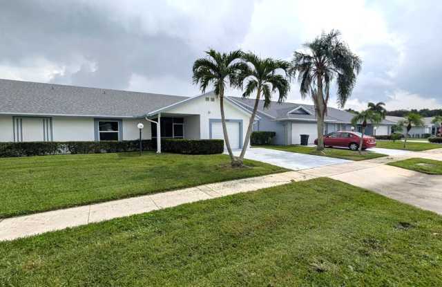 Space to Relax, Room to Enjoy, Your West Palm Beach Rental Gallery 3