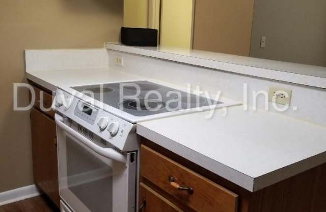 5591 Greatpine Lane South Gallery 3