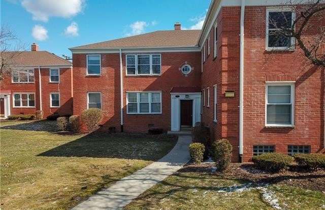 21519 Kingsville Street photos photos