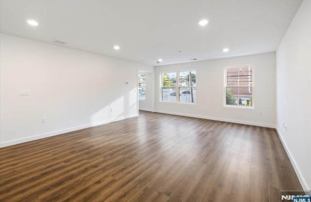 81 Union Street Gallery 3