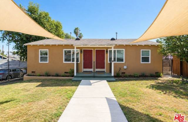 5218 Navarro Street Gallery 1