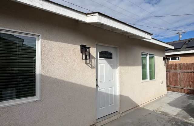 Brand New Back House in Oxnard Gallery 1