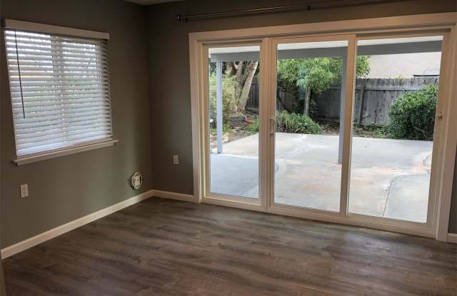 16751 Callado Court Gallery 4