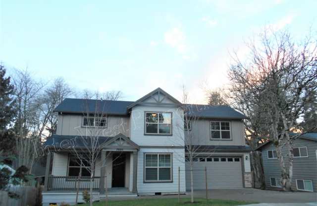 3+ BED 2.5BA W/HUGE DEN + LARGE BONUS ROOM UPSTAIRS! APPLY TODAY TO THIS GORGEOUS HOUSE! - 7805 Southwest Landau Street, Metzger, OR 97223