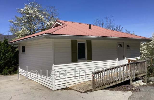 69 Reservoir Dr. Gallery 1