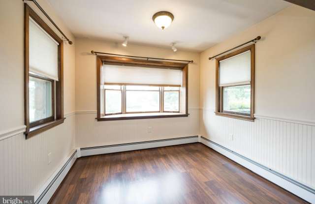 2066 BRIDGE ROAD photos photos