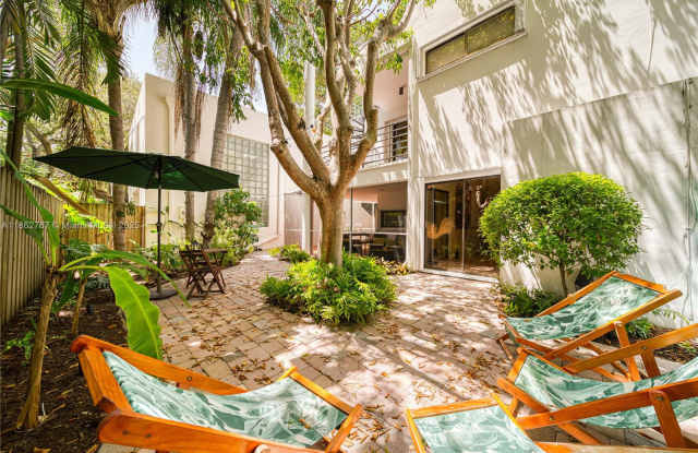 2918 Whitehead Street photos photos