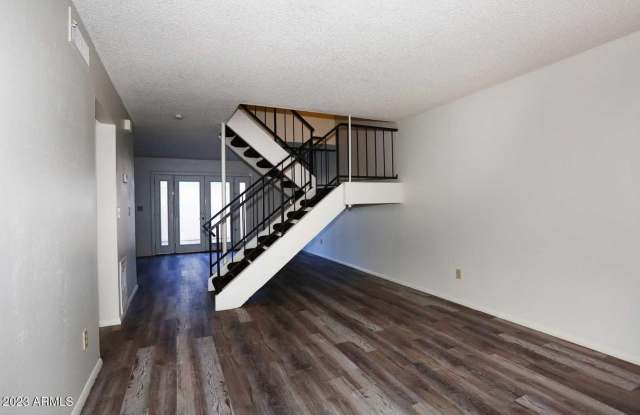 Gorgeous 4-bedroom, 3-bath townhouse near ASU Tempe Gallery 3