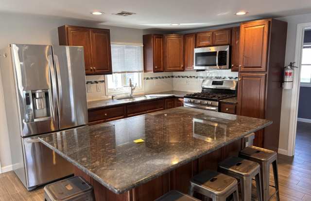 1145 Hollywood Boulevard - 1145 Hollywood Boulevard, Point Pleasant, NJ 08742