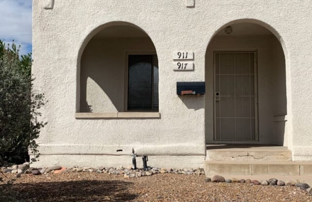 911 E 7th St - 911 East 7th Street, Tucson, AZ 85719