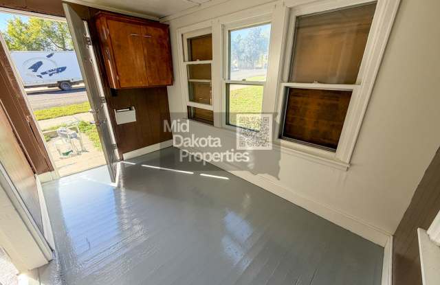 314 W. Birch- 2 bedroom house Gallery 3