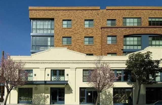 Beautiful Top Floor Corner 1BR Condo with Embarcadero St Waterline and Bay Bridge Views! photos photos