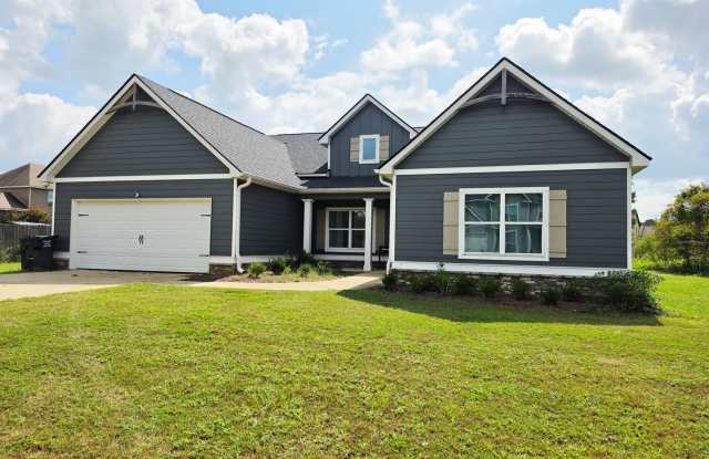 Welcome home to this spacious 4-bedroom, 2-bath home located in Fort Mitchell Gallery 1