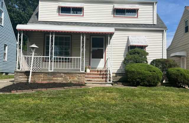 955 E 223rd St | Spacious 3-Bedroom, 1.5-Bath Home with Garage photos photos