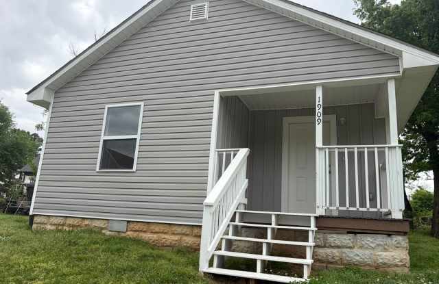 2 Bedroom and 1 Bathroom House photos photos