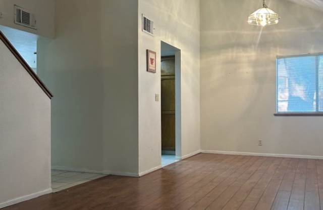 Please contact Vaughn Realty to set up an appointment, 760-446-6561 Gallery 4