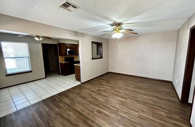 138 Barrett Place Gallery 4