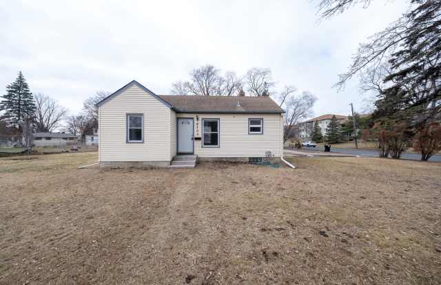 8700 Nicollet Ave. S. - 8700 Nicollet Avenue, Bloomington, MN 55420