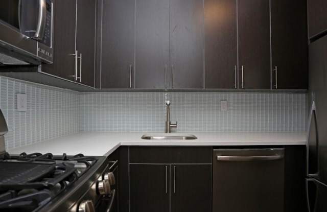 419 West 52nd St. photos photos