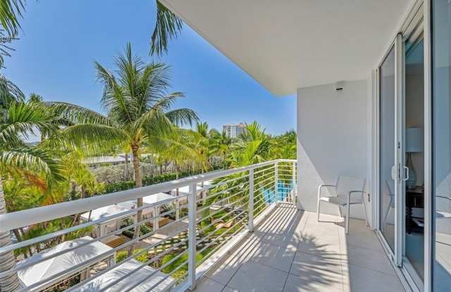 2821 N Ocean Boulevard Gallery 3