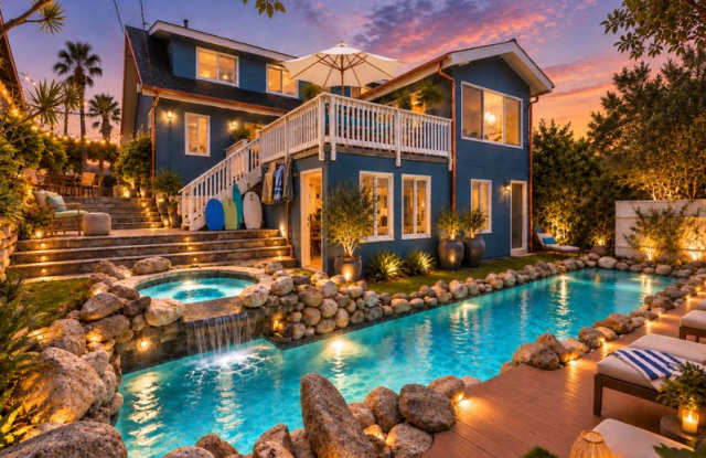 416 Virginia St, Beach Penthouse/main Home Gallery 1