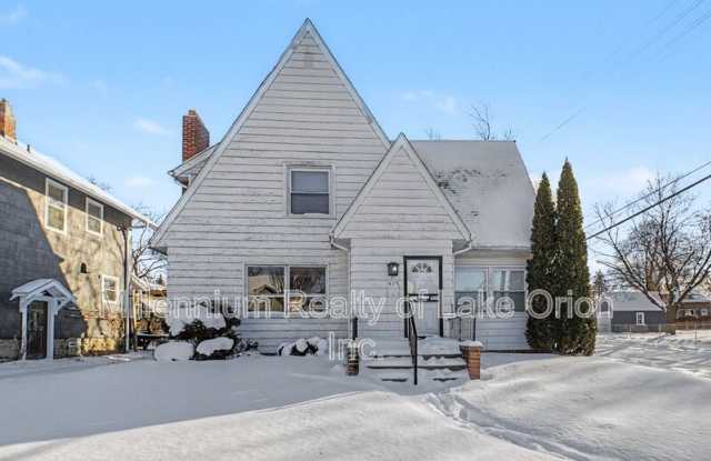 419 W Iroquois Rd photos photos