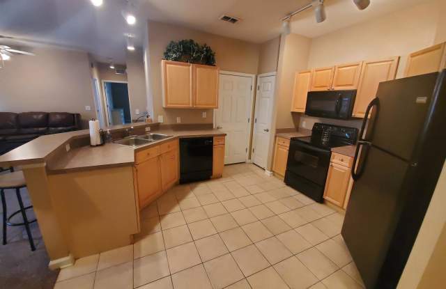 708 Terrace Ridge Circle Gallery 3