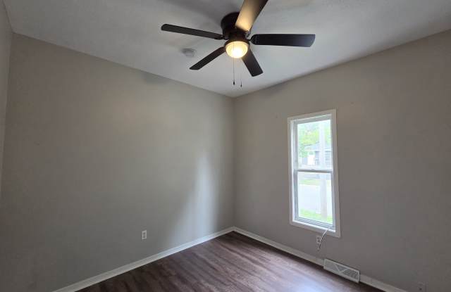 147 Indiana Avenue Southwest Gallery 4