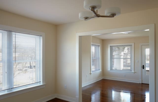 308 East 34th Street - 308 East 34th Terrace, Kansas City, MO 64111