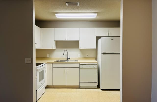 1780 Rocky Wood Circle unit: 125 Gallery 4