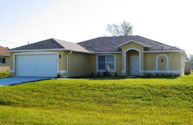 1016 Agnes Ave photos photos